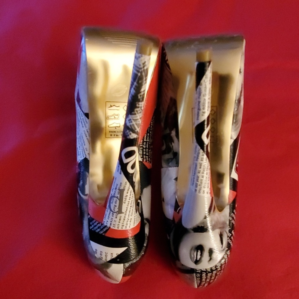Heels - Picture 3 of 3